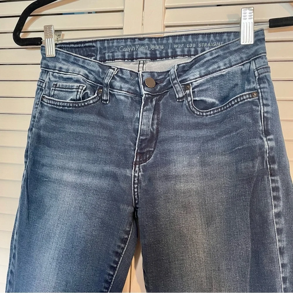 Calvin Klein Straight Legged Jeans - Picture 4 of 6